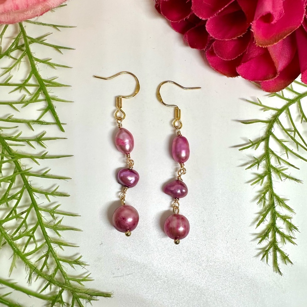 NEW⚜️Freshwater Raw Pearl Dangly Earrings - Picture 2 of 6